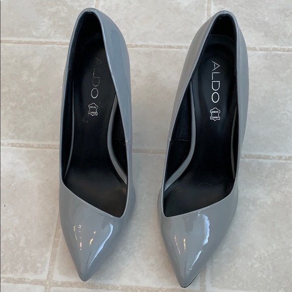 Aldo Shoes - Great condition Aldo grey pumps unique top 7/7.5